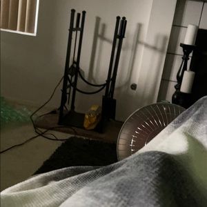 Meet your Posher, Raymond